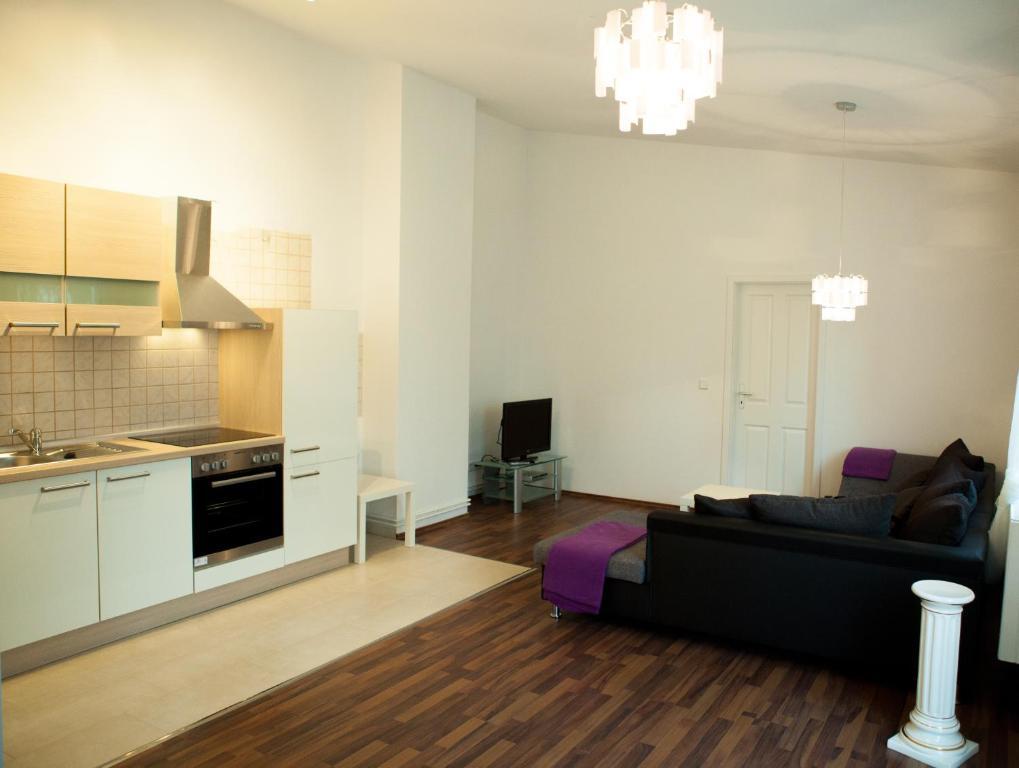 Grandmore Mitte *